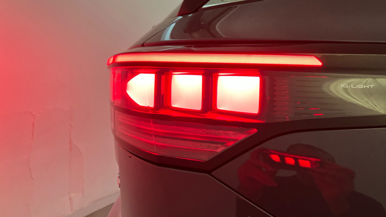 Volkswagen Tayron 1.5 TSI eHybrid Elegance 5dr DSG6 Estate